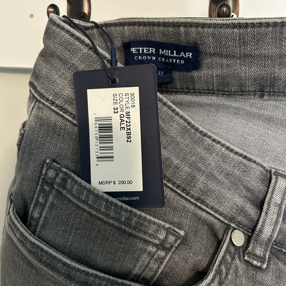 NWT Peter Millar Men’s Gray Jeans. Size 33.